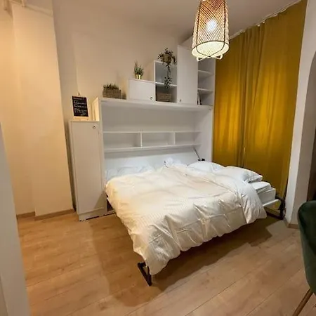 Tiny Studio Quinet Bukarest Exterior foto